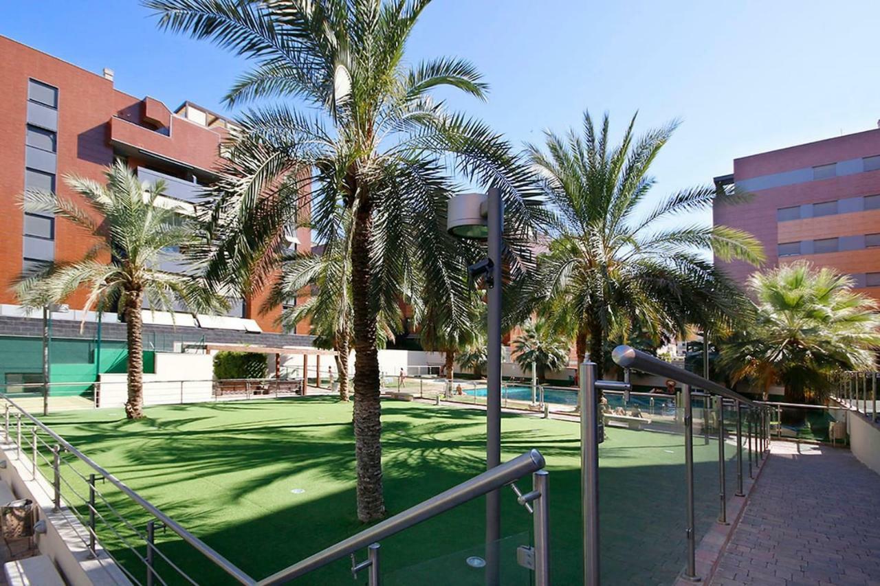 Apartamento Forum-Ciencias Con Piscina, Gym & Parking Granada Esterno foto